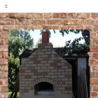 backyardbrickoven.com