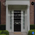 daniellebeasley.com