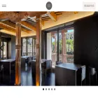 restaurantecasascolgadas.com